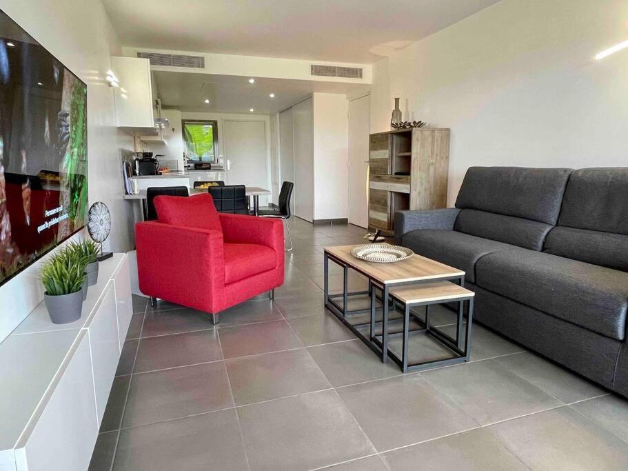 Superbe Appartement, Piscine, Vue Mer Et Montagnes Antibes Luaran gambar