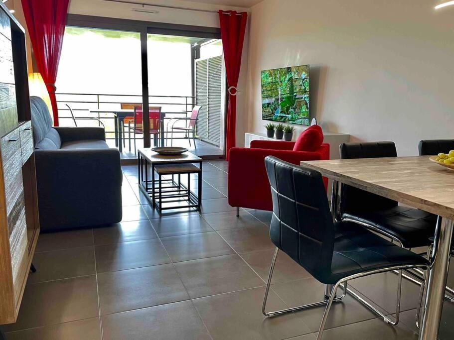 Superbe Appartement, Piscine, Vue Mer Et Montagnes Antibes Luaran gambar