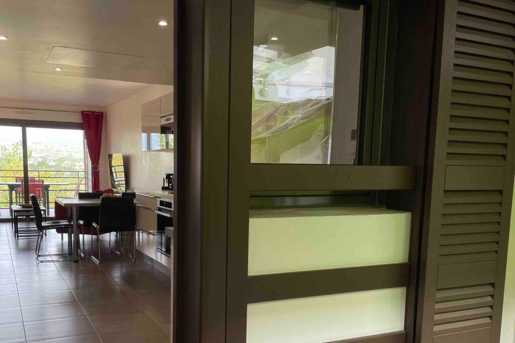 Superbe Appartement, Piscine, Vue Mer Et Montagnes Antibes Luaran gambar