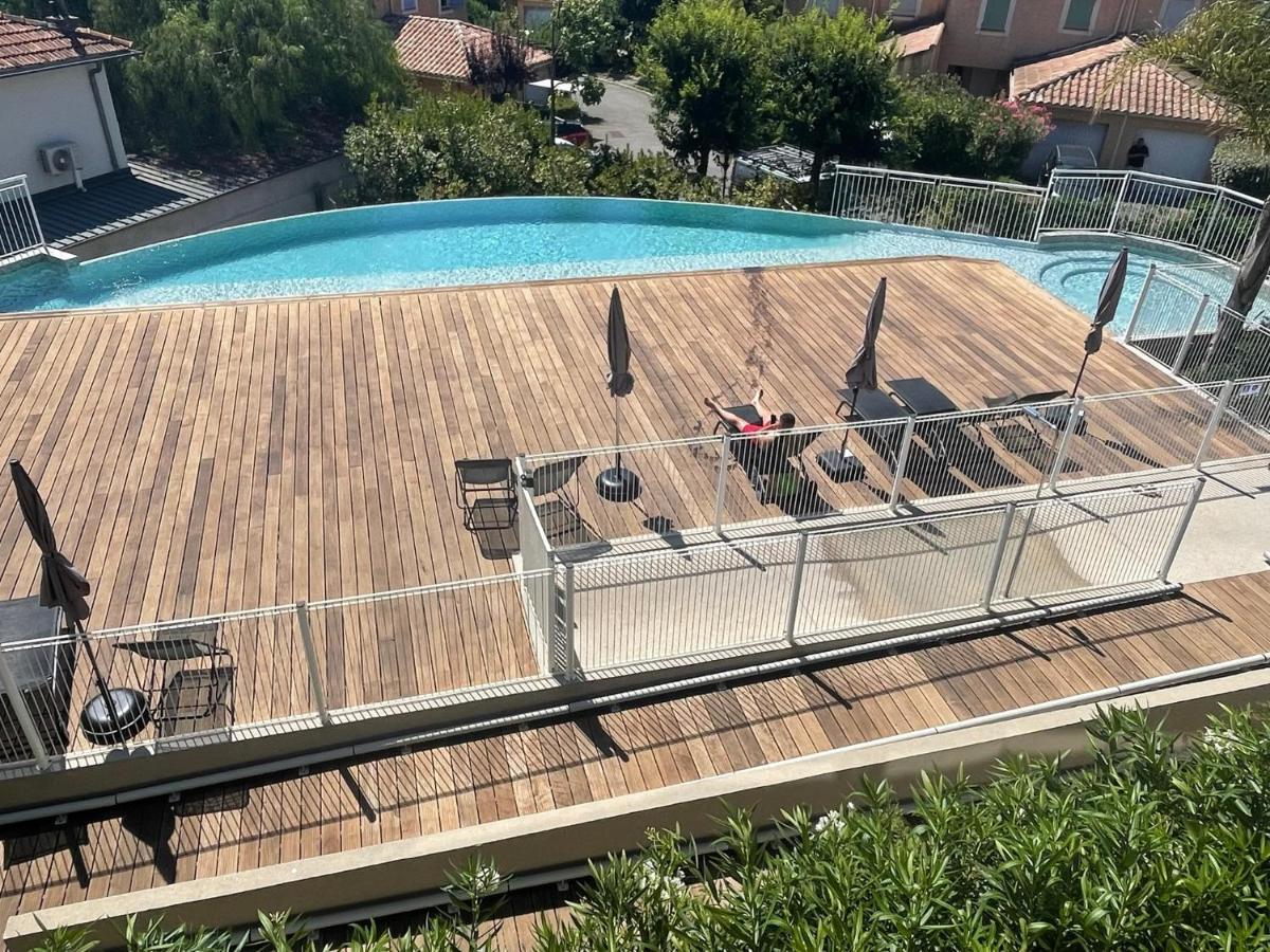Superbe Appartement, Piscine, Vue Mer Et Montagnes Antibes Luaran gambar